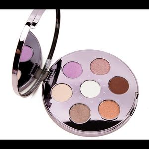 BECCA eye shadow palette